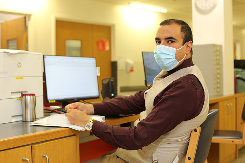 Gwasanaethau Gweinyddol